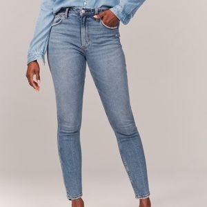 Abercrombie curve love skinny jeans